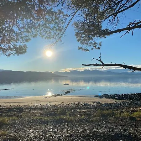Naer Badeplass Og Molde Sentrum * Årøy